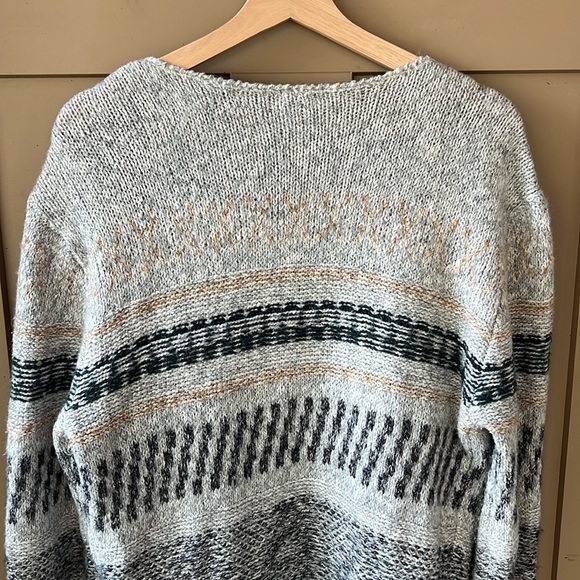 CAbi Shetland Cardigan Waterfall Boho Southwestern Aztec Fringe Open Front M - Picture 7 of 9